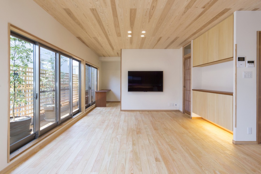 回遊動線でのびのび暮らす快適な木の家｜ H様邸（安芸郡府中町）